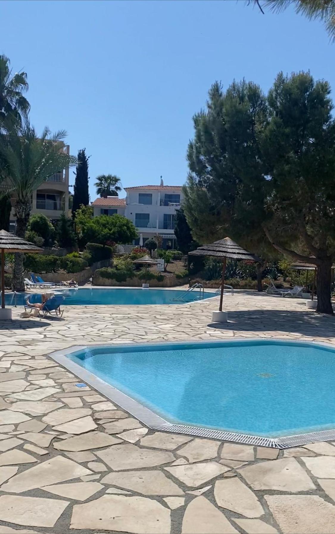 Newly Renovated- Regina Gardens 1, Venus Beach 500 M, Sea&Sunsets View, License Ooo7141 Paphos Kültér fotó